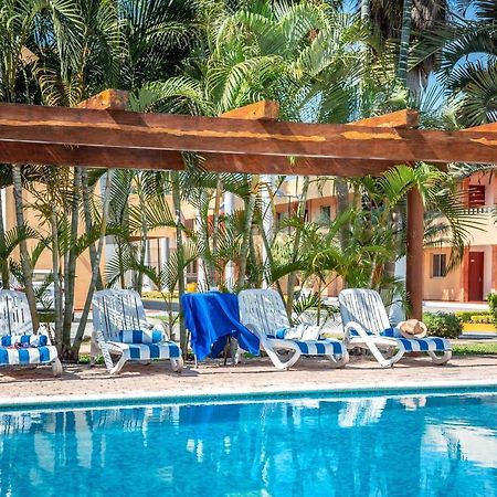 Tecnohotel Itzaes Мерида Екстериор снимка