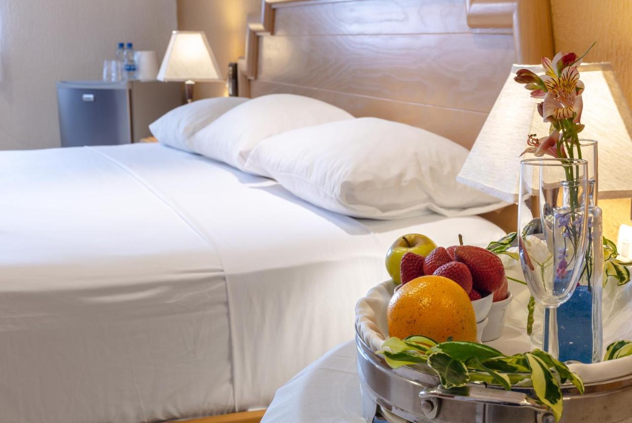 Tecnohotel Itzaes Мерида Екстериор снимка