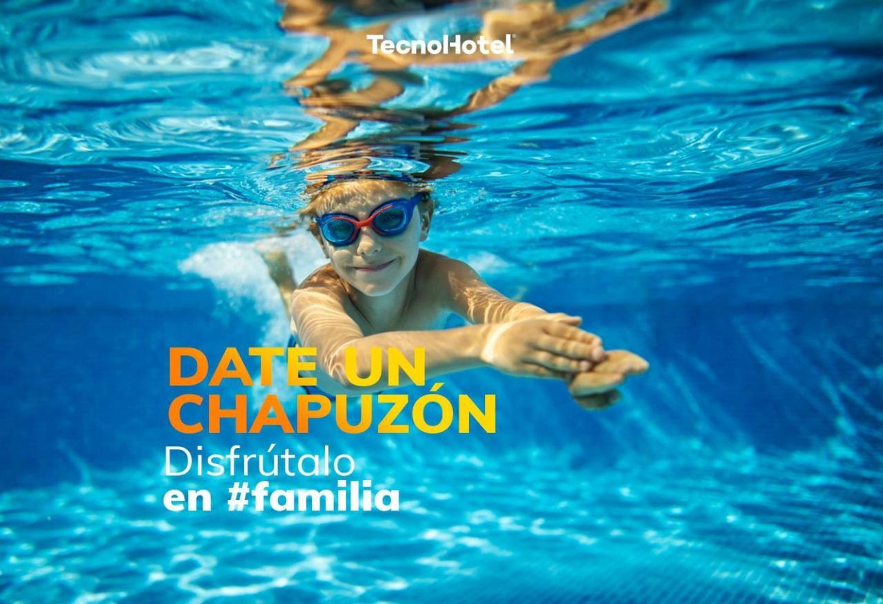 Tecnohotel Itzaes Мерида Екстериор снимка